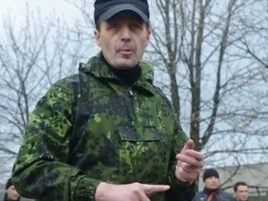 «Бес»  будет расстреливать пленных украинских офицеров, пока не получит «своего человека»