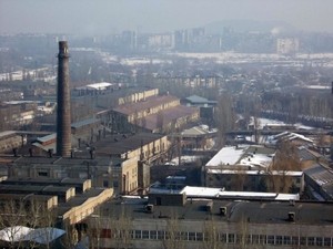 Террористы ограбили завод в Горловке