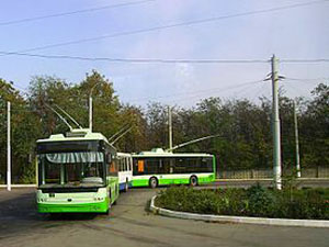 В городе восстановлены все троллейбусные линии, поврежденные в ходе летних обстрелов города.