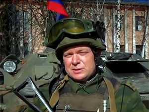 Как рассказал «командир» боевиков, люди, которые не нашли себя в обществе, пришли в ряды «армии» «ЛНР».